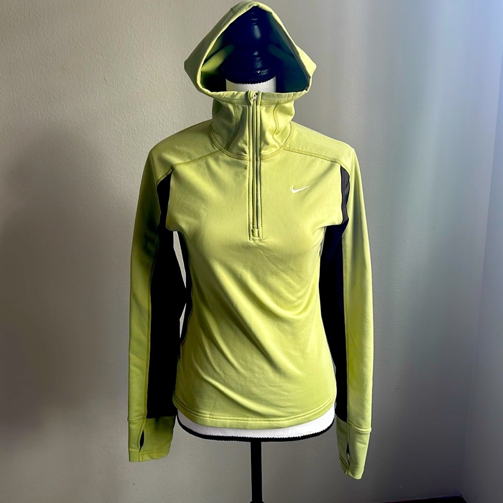 Nike FITDRY top